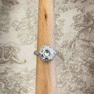 NWT - Bomb Party Sparkling Perfection RG44606 Ring - Size 7